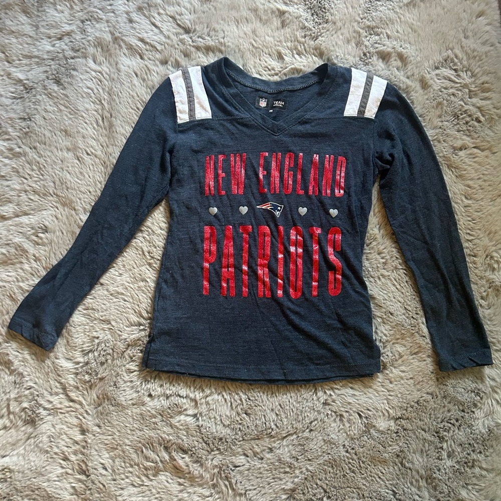 Kids 5/6 NFL New England Patriots Long Sleeved Shirt